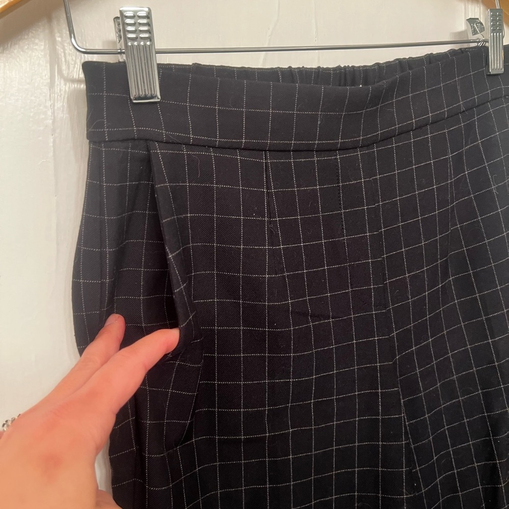 Babaton Black Grid Pattern Pants - Picture 2 of 4
